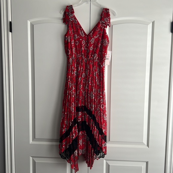 Nanette Lepore floral Ruby Red midi Dress - Picture 3 of 10